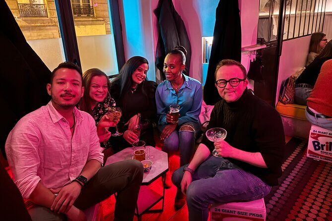 Paris Solo meetup:A cultural stroll,drinks and socializing - Authentic Insights from Travelers