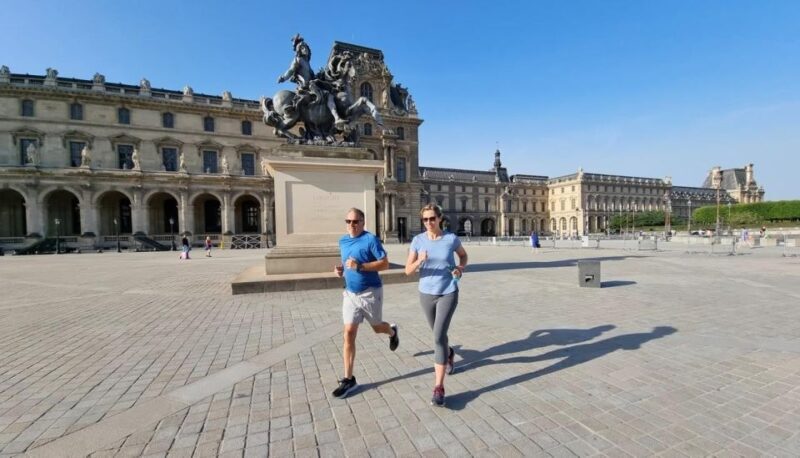 Paris: Sports, fun and educational discovery of the city - Exploring Paris: Sports, Fun, and Education in a Unique Guided Run