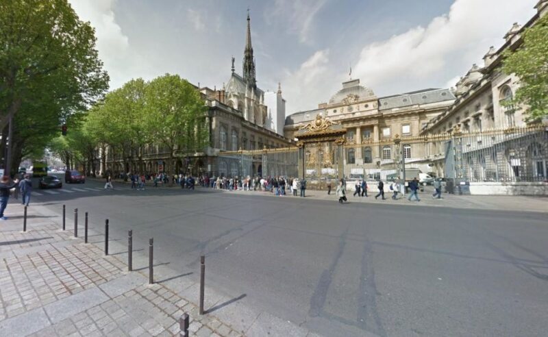 Paris: Ste-Chapelle, Conciergerie, Notre Dame Private Tour - Who Should Consider This Tour?