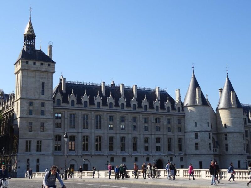 Paris: Ste-Chapelle, Conciergerie, Notre Dame Private Tour - Practical Tips for Your Tour