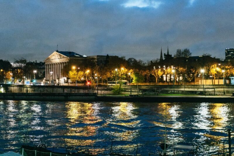 Paris: Sunrise Running and Sightseeing Group Tour - A Closer Look at the Sunrise Running Tour