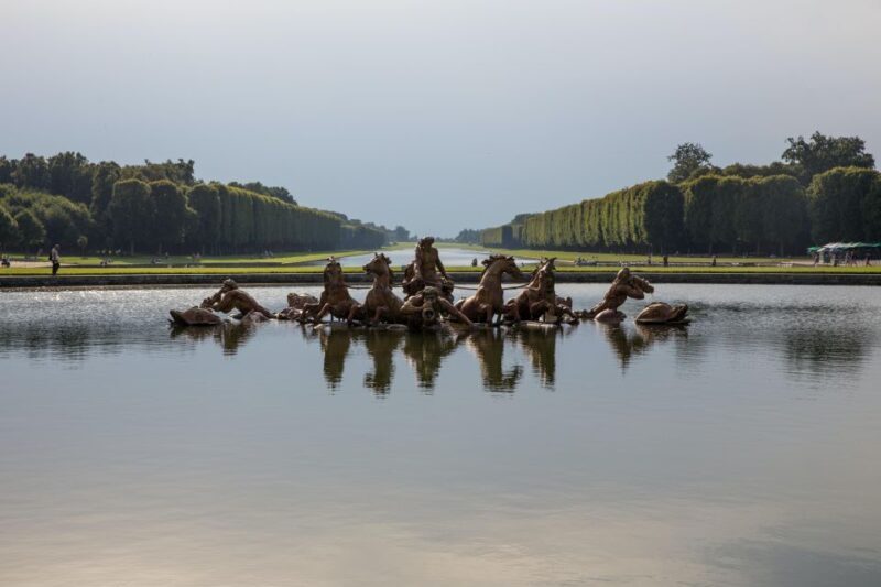 Paris to Versailles: Private Guided Tour with Transport - The Experience: A Deeper Dive