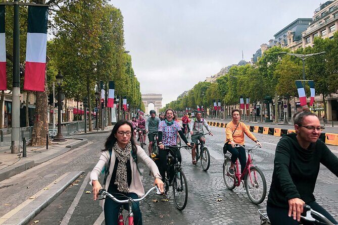 Paris Tour de France Bike Ride - In-Depth Review of the Paris Tour de France Bike Ride