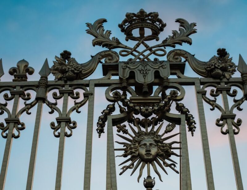 Paris: Versailles Sunset Bike Tour with Fireworks Show - Who Should Consider This Tour?