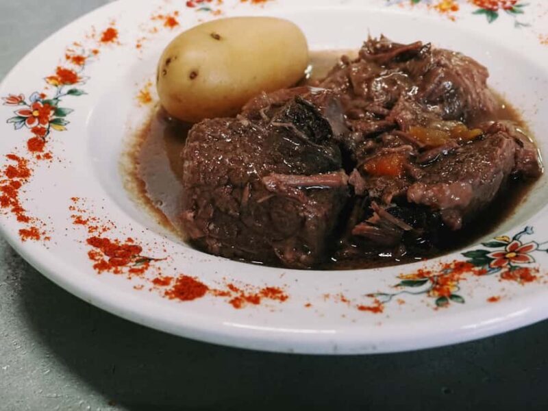 Paris: VIP Culinary Tour in Montmartre with Chef & Transfers - Exploring the Parisian Gourmet Scene: A Deep Dive into the VIP Culinary Tour in Montmartre