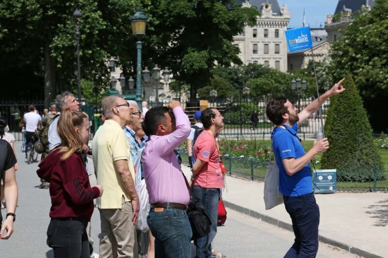Paris: Walking Tour with Notre Dame or Ste-Chapelle Access - An In-Depth Look at the Tour Experience
