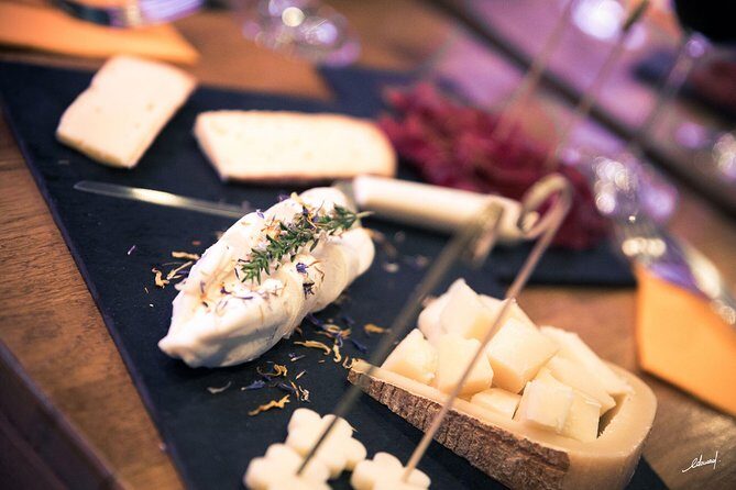 Paris Wine and Cheese Pairing Private Masterclass in a Bistrot - A Luxurious Taste of France: Paris Wine and Cheese Pairing Private Masterclass
