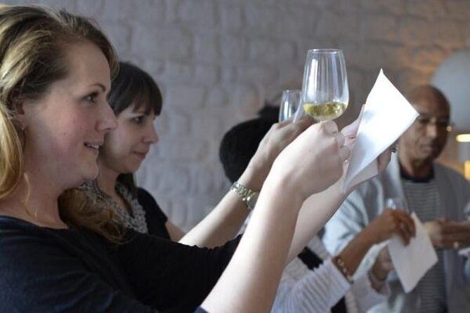 Paris Wine Tasting Session with Expert Sommelier - Unpacking the Experience: What You Can Expect