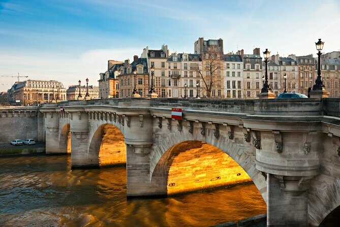 Paris WWII: Occupation & Liberation Exploration Game and Tour - A Deep Dive into the WWII Paris App-Based Tour