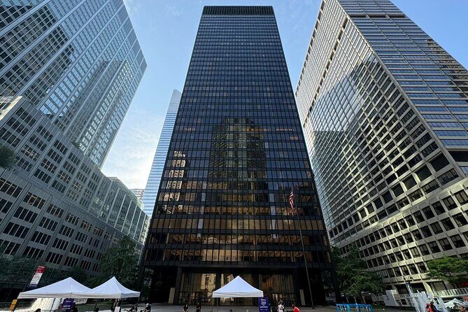 Park Avenue : NYC Architecture Private Walking Tour - A Detailed Look at the NYC Architecture Private Walking Tour