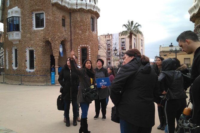 Park Guell and Sagrada Familia Private Tour - A Closer Look at the Tour Experience