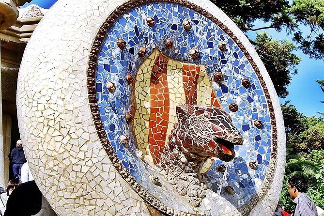 Park Güell with Skip the line tickets and Hotel Pickup - Exploring the Details of the Tour