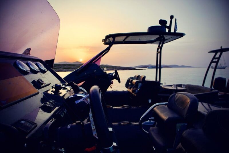Paros: Premium Boat Private Cruise with Sunset Viewing - Paros: Premium Boat Private Cruise with Sunset Viewing