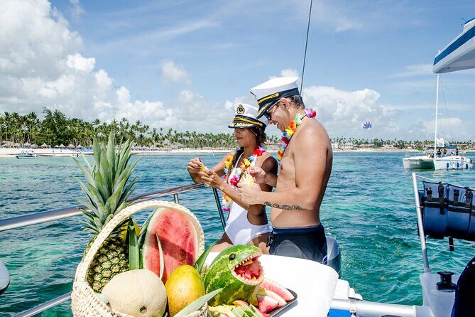 Party Boat / Catamaran Party in Punta Cana - Key Points