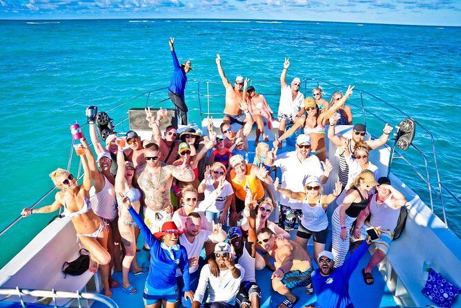 Party boat in Catamaran with Open Bar adults only - A detailed look at the Punta Cana party boat tour