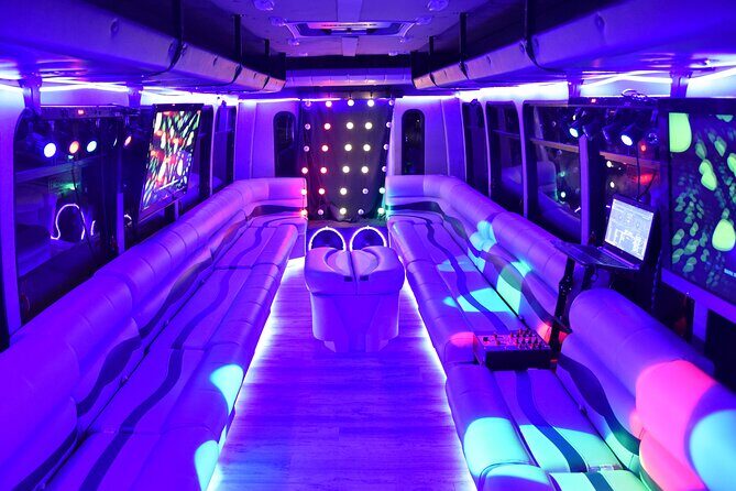 Party Bus Ski and Snowboard Transportation - Comprehensive Review of the Party Bus Ski and Snowboard Transportation Experience