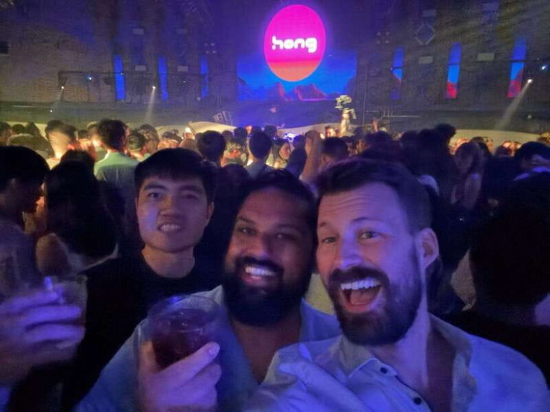 Party Singapore Bespoke Pub Crawl - What Makes This Tour Stand Out?