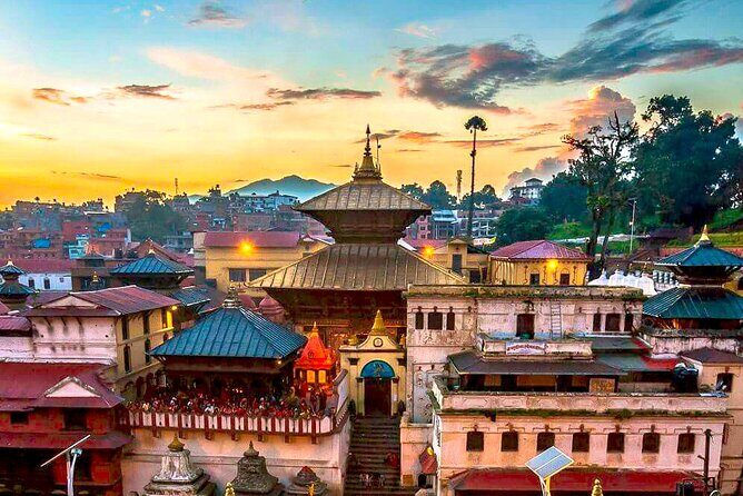 Pashupatinath Temple, Hindu Crematorium and Aarati in-depth Tour - A Deep Dive into Pashupatinath: What to Expect