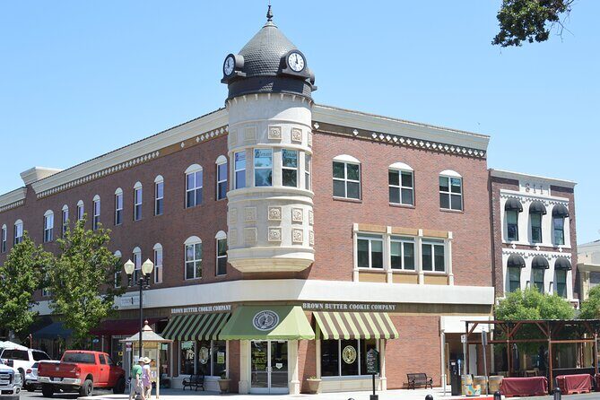 Paso Robles Scavenger Hunt Walking Tour and Game - Practical Details