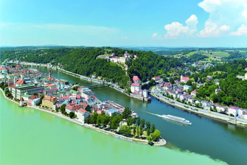 Passau: Floating City Highlights Tour on the Danube and Inn - Key Points