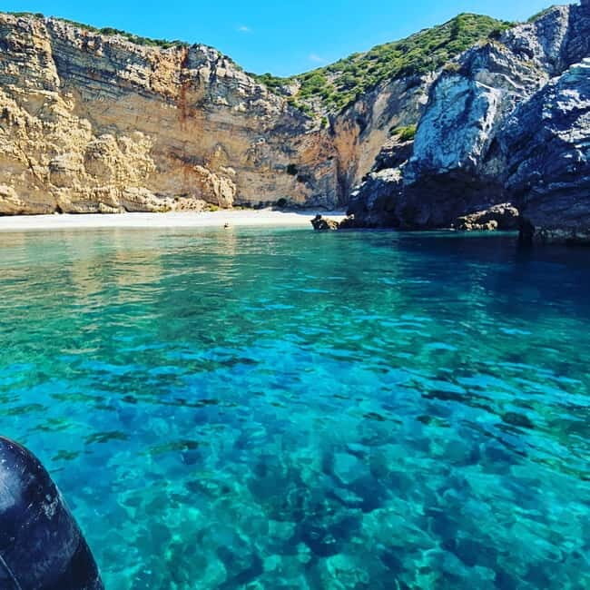 Passeio de Barco em Sesimbra (Publico/Compartilhado) - Authenticity and Value