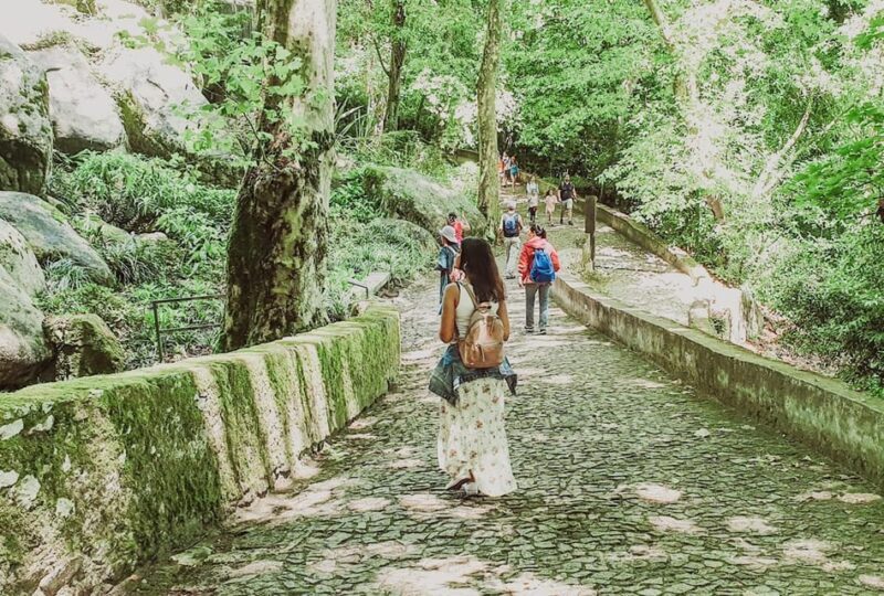 Passeio em Grupo Para Sintra e Cascais Saindo de Lisboa - Key Points