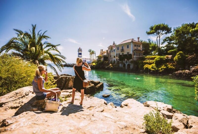 Passeio em Grupo Para Sintra e Cascais Saindo de Lisboa - Who Is This Tour Best For?