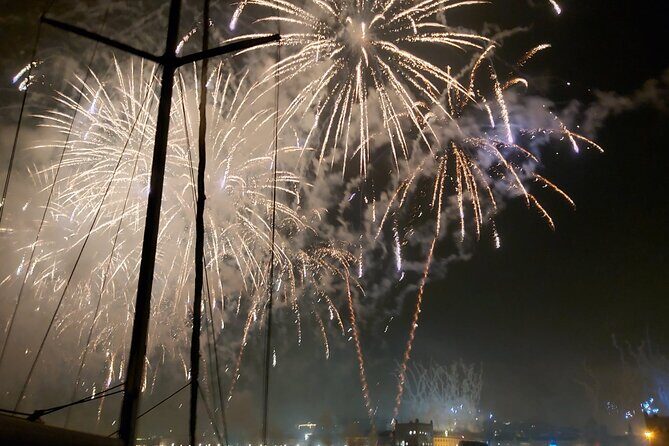 Passing the Year in a Boat with Champagne and Fireworks - FAQ