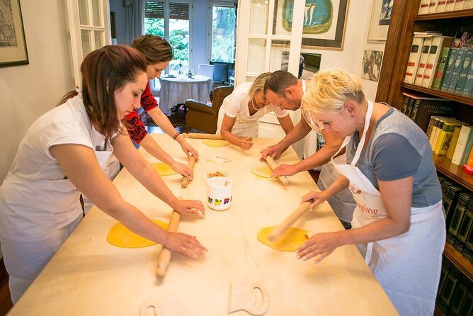 Pasta and Tiramisu class with Mamma in Spoleto - FAQ
