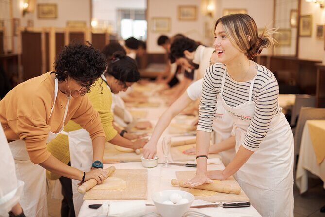 Pasta Cooking Class in Rome - Fettuccine Class in Piazza Navona - Considerations and Limitations