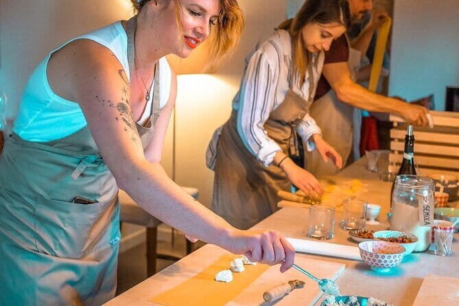 Pasta Cooking class in the countryside - The Sum Up