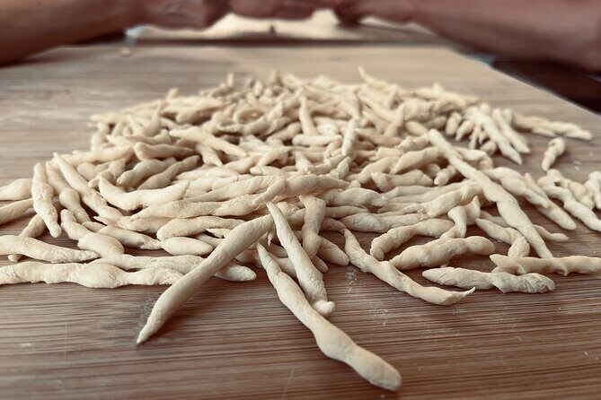 Pasta, Pesto and Tiramisu class Riomaggiore, Cinque Terre - Who Should Book This Experience?