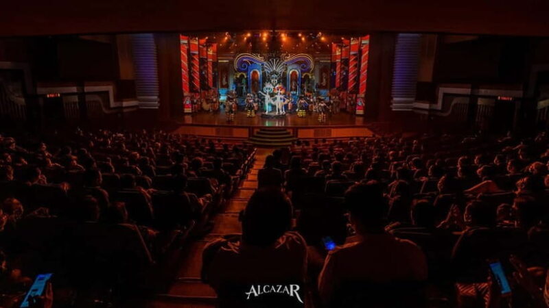 Pattaya: Alcazar Cabaret Show Admission Ticket - Who Should Consider This Tour?