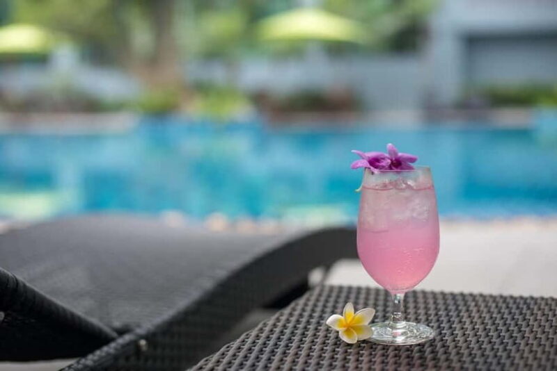 Pattaya: Indigo Bar at Bay Beach Resort Jomtien F&B Packages - Frequently Asked Questions