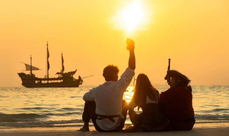 Pattaya: Koh Larn Pirate Cruise with Transfer & Activities - Key Points