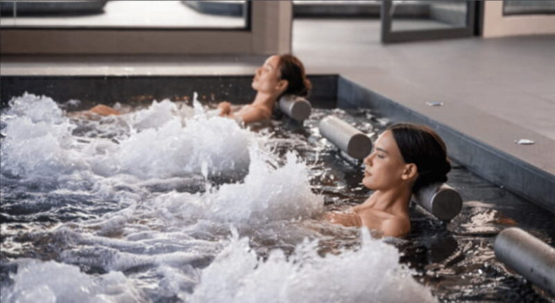 Pattaya: Let's Relax Onsen & Spa Grand Center Point Space - Key Points