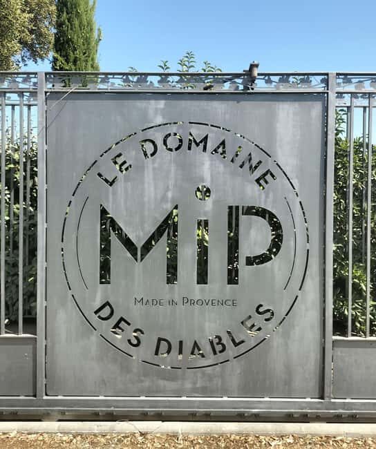 Peaceful Countryside Day : vineyards, food & villages - The Price and Value