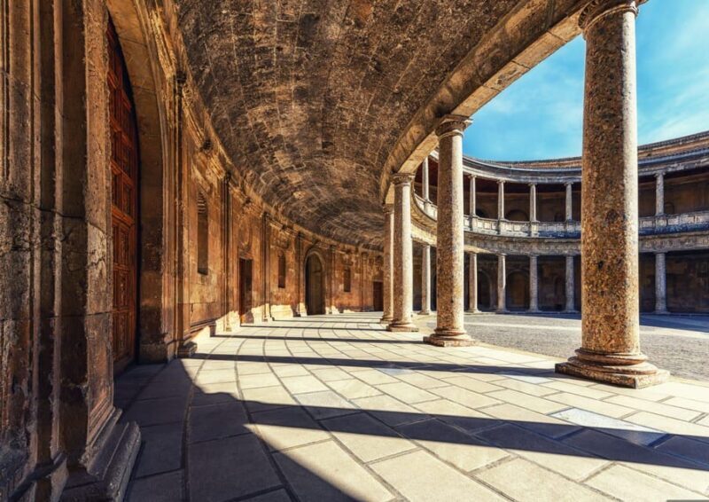 Peaceful Family walking tour in Granada - Exploring Granada on a Peaceful Family Walking Tour