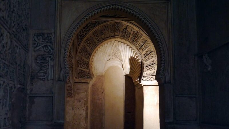 Peaceful Family walking tour in Granada - Why This Tour Adds Value to Your Granada Visit
