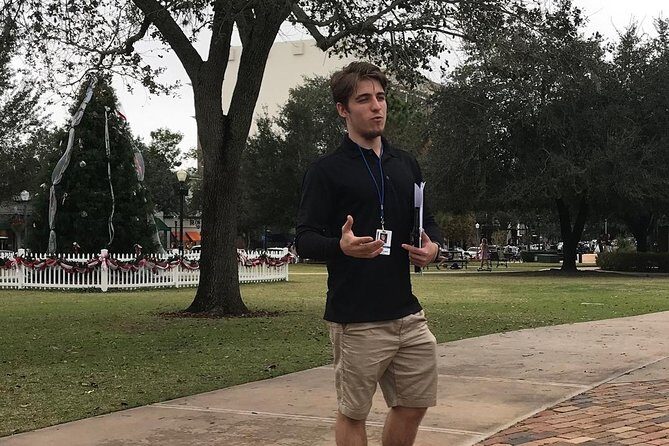 Peacocks, Presidents and Puzzles - The Winter Park Walking Tour + Boat - The Sum Up