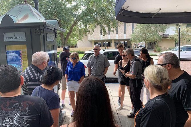 Peacocks, Presidents and Puzzles - The Winter Park Walking Tour + Boat - FAQ