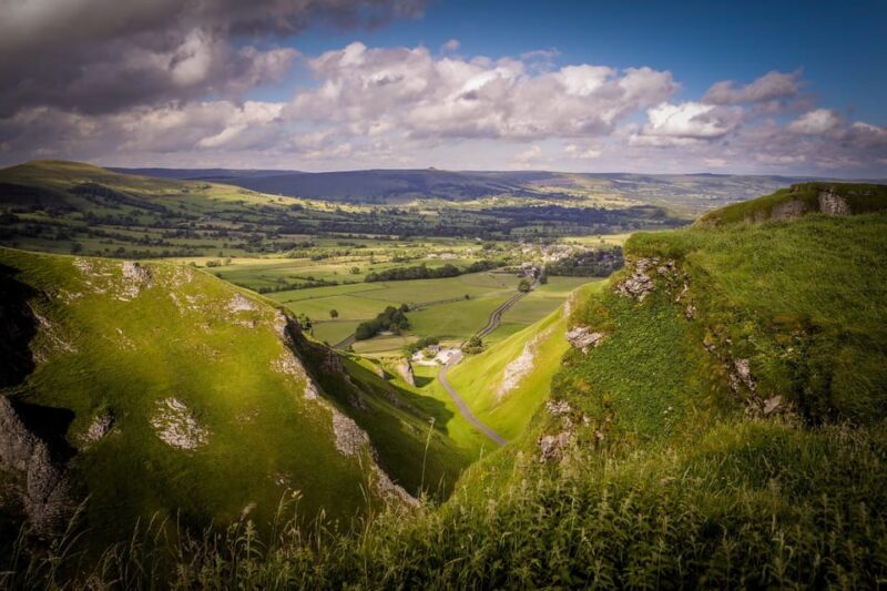 Peak District (Yorkshire): Online Road Trip Guidebook - Exploring the Peak District (Yorkshire): An Online Road Trip Guidebook
