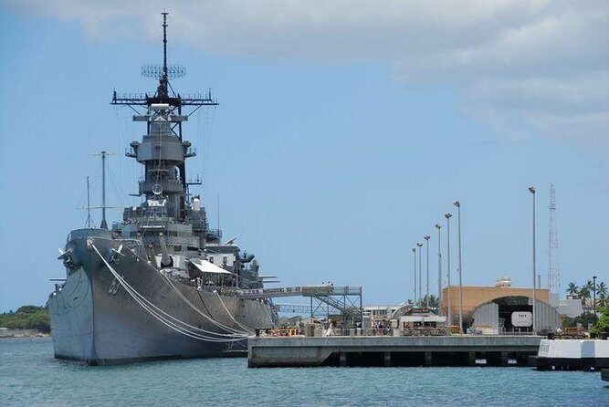 Pearl Harbor & Mini Circle Island Departing from Maui - An In-Depth Look at the Pearl Harbor & Mini Circle Island Tour
