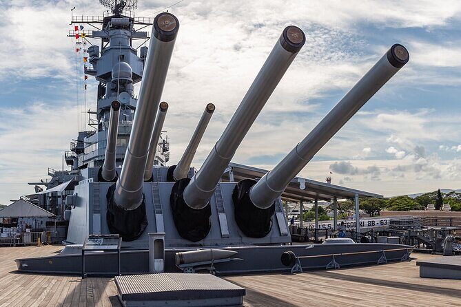 Pearl Harbor USS Arizona Memorial and Battleship Missouri - The Bottom Line