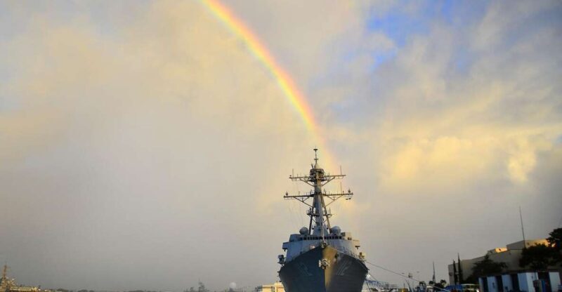Pearl Harbor: USS Arizona Memorial & Battleship Missouri - A Deep Dive into the Pearl Harbor Experience