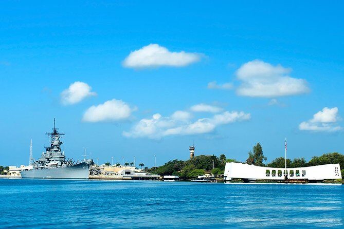 Pearl Harbor USS Arizona Memorial - A Full Look at the Pearl Harbor USS Arizona Memorial Tour