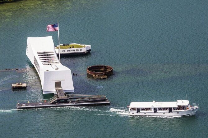 Pearl Harbor USS Arizona Memorial Tour - An Honest Look at the Pearl Harbor USS Arizona Memorial Tour