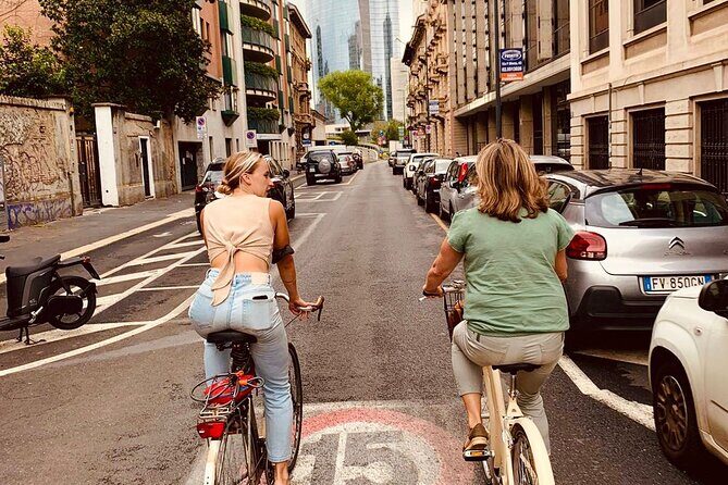 Pedal Through Milan's Hidden Gems: A Unique Bike Tour - The Experience in Action: What Travelers Say