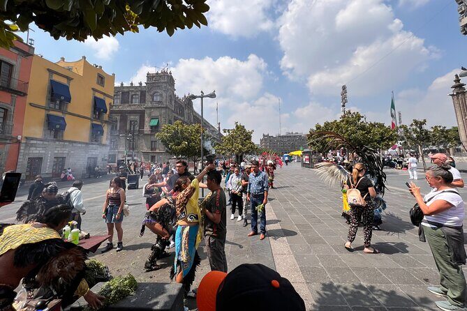 Pedestrian downtown private tour in Mexico city - FAQ