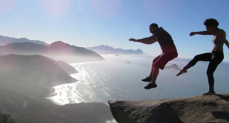 Pedra do Telégrafo Hike and Beach Full-Day Tour - Key Points